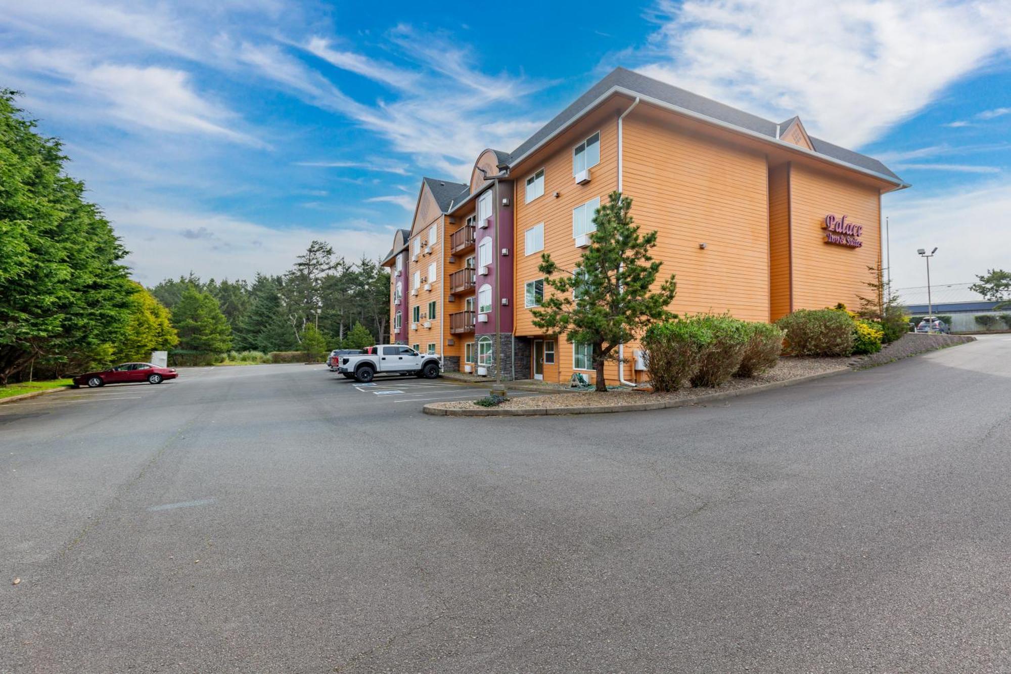 Palace Inn & Suites Lincoln Exterior foto