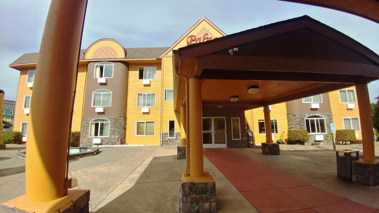Palace Inn & Suites Lincoln Exterior foto