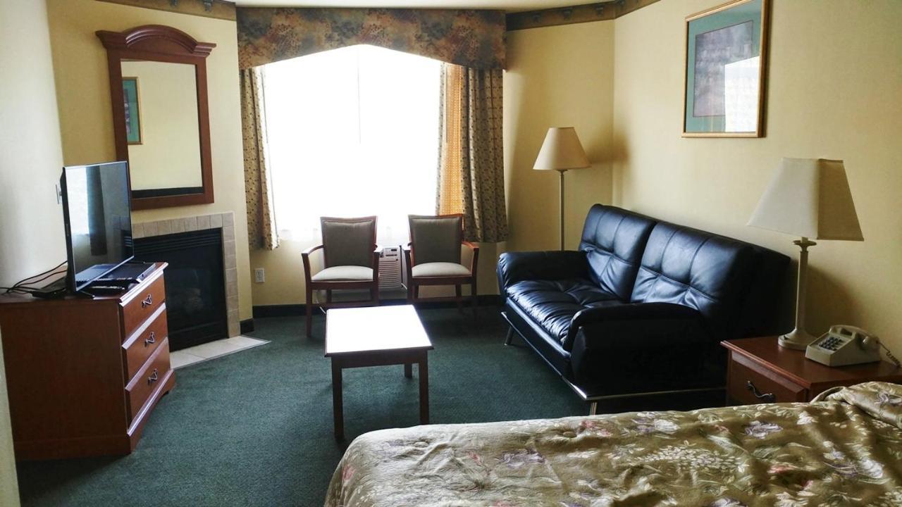 Palace Inn & Suites Lincoln Exterior foto